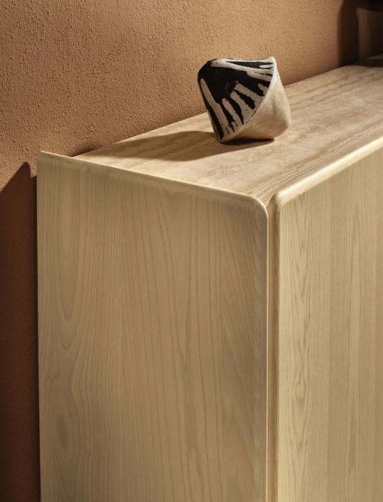 Madia Nature Design Dolmen ambientata Madia Nature Design Dolmen ambientata